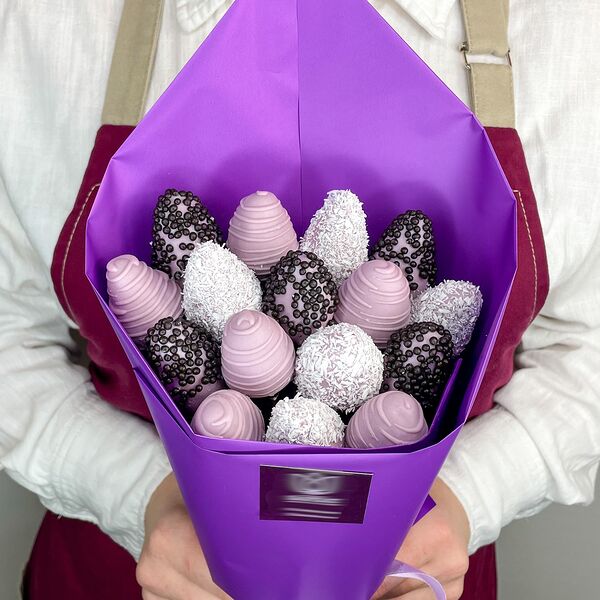 Букет из клубники, клубника в шоколаде, клубничный букет, съедобный букет, сладкий букет Лавандовое чудо