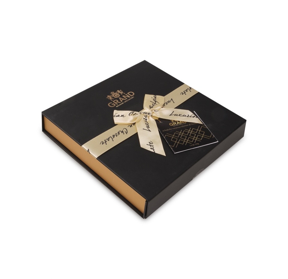 

Ассорти шоколадных конфет Grand в шкатулке на магните 210 г