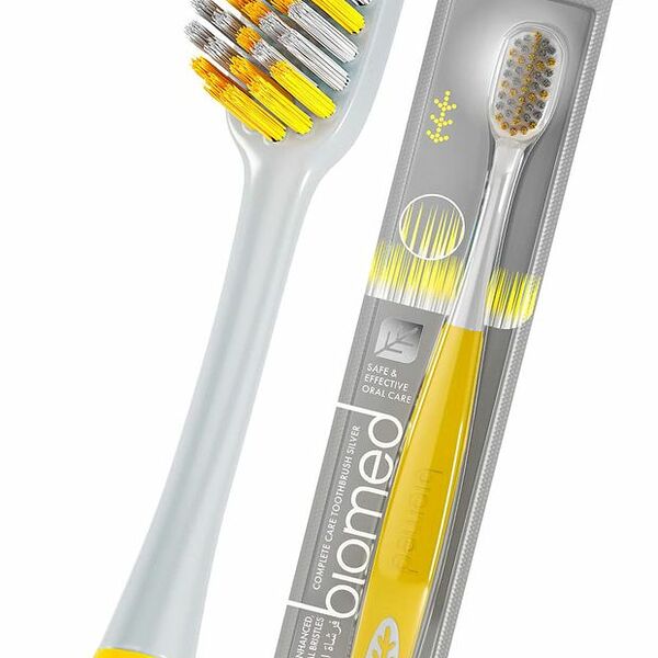 Зубная щетка Biomed Silver Medium средней жесткости, цвет в ассортименте