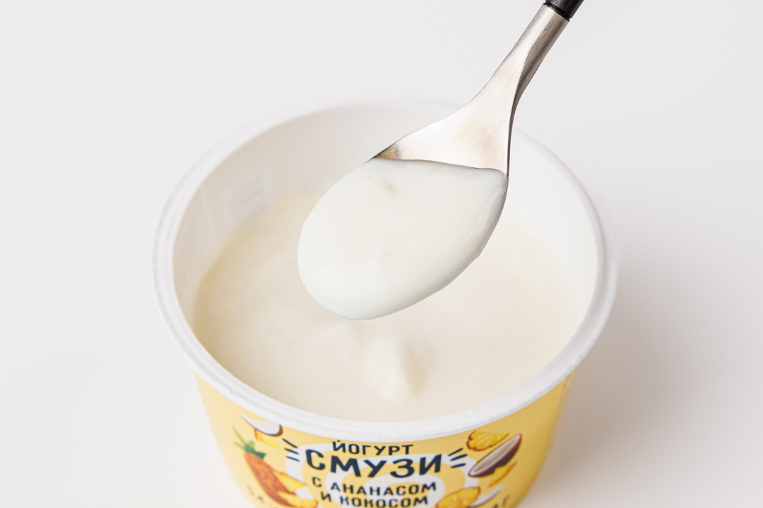 

Йогурт Смузи с ананасом и кокосом