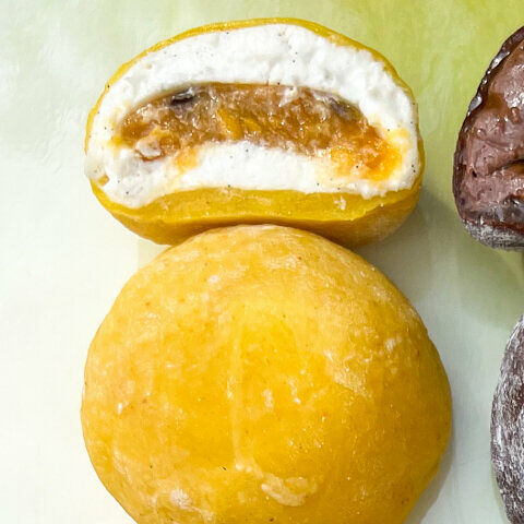 Моти манго-маракуя веган