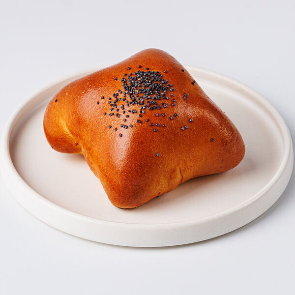 Пирожок с яблочной начинкой, кафе