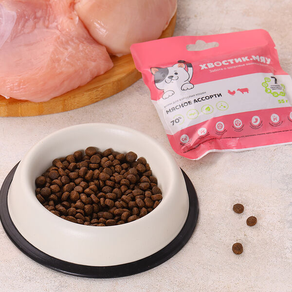Корм сухой для взрослых кошек Мясное ассорти Хвостик. Мяу