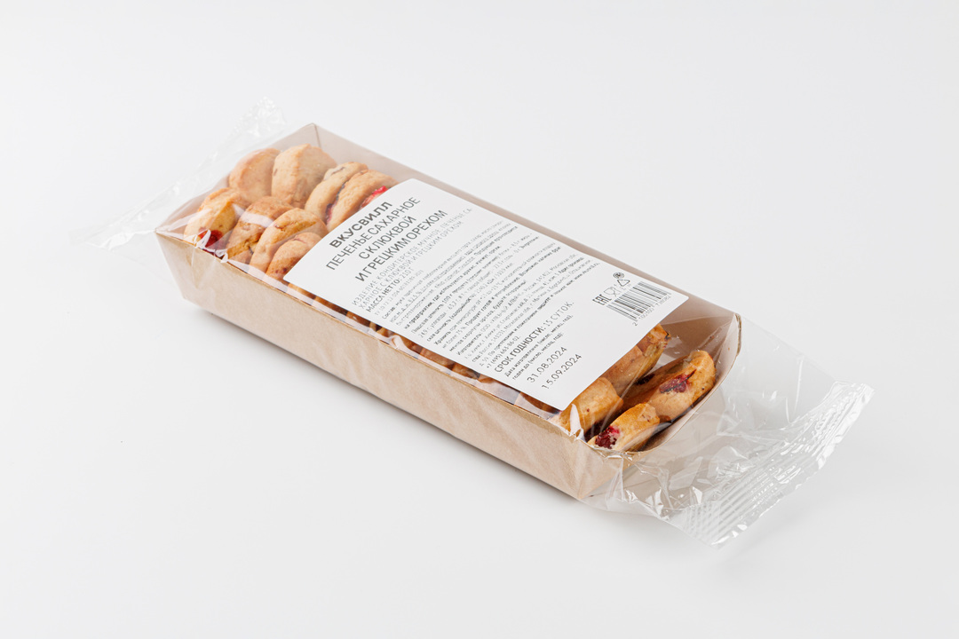 

Печенье сахарное с клюквой и грецким орехом 210 г