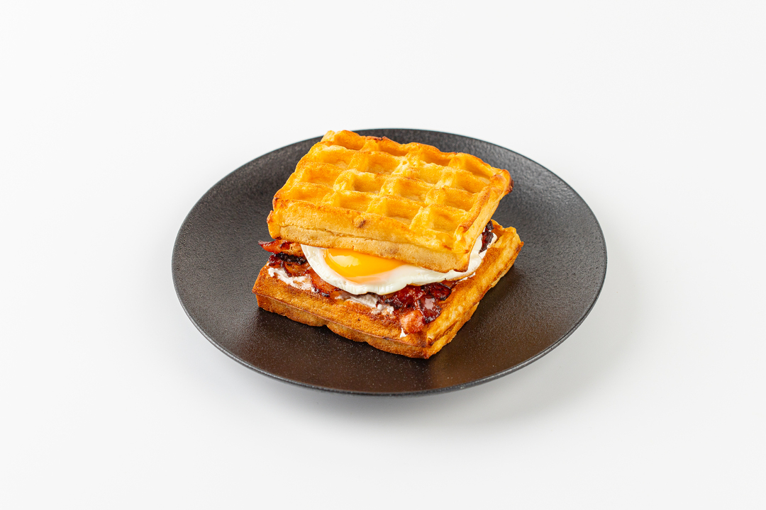 

Картофельная вафля ВкусВилл с беконом и яйцом 232 г