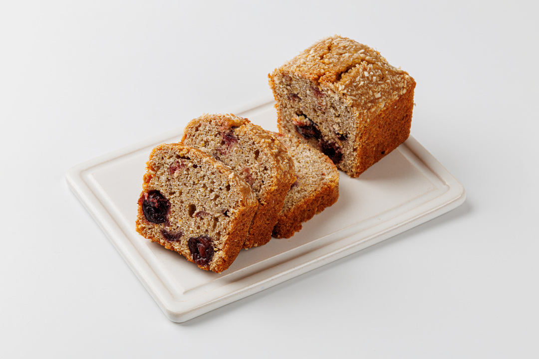 

Кейк с вишней и кокосом, веган