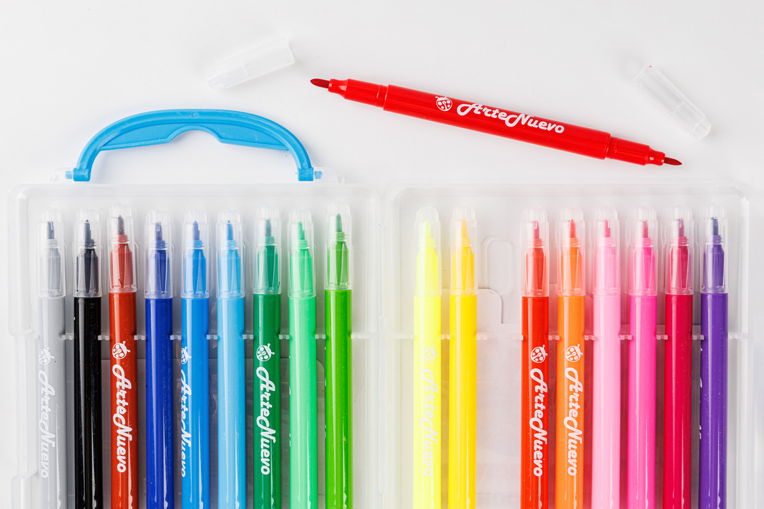 

Фломастеры Arte Nuevo двусторонние на водной основе, 18 цветов