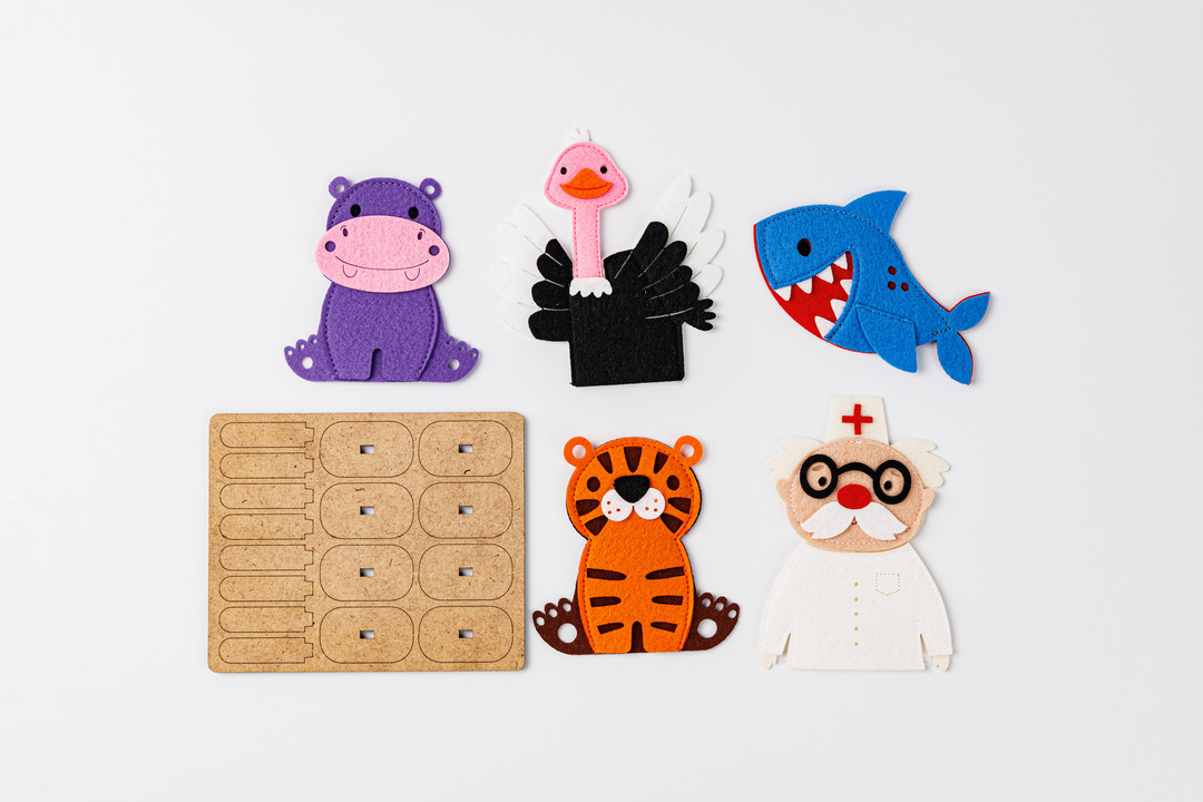 

Театр ВкусВилл пальчиковый из фетра "Айболит"