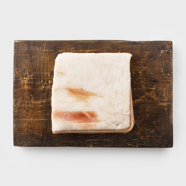 Шпик соленый