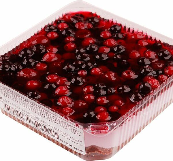 Торт бисквитный Карат Плюс Лесная ягода, 400г