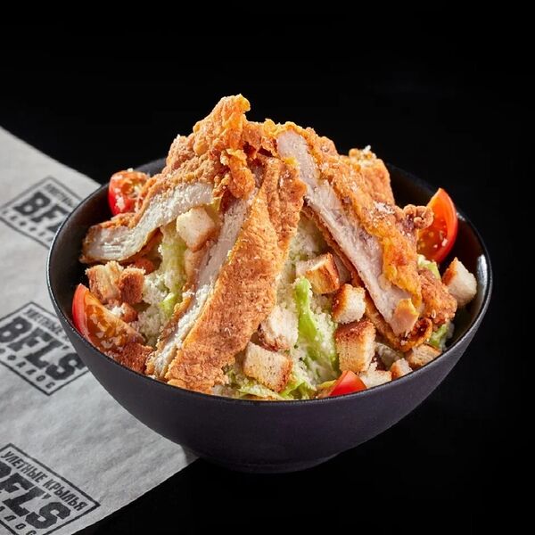 Цезарь с хрустящим цыплёнком