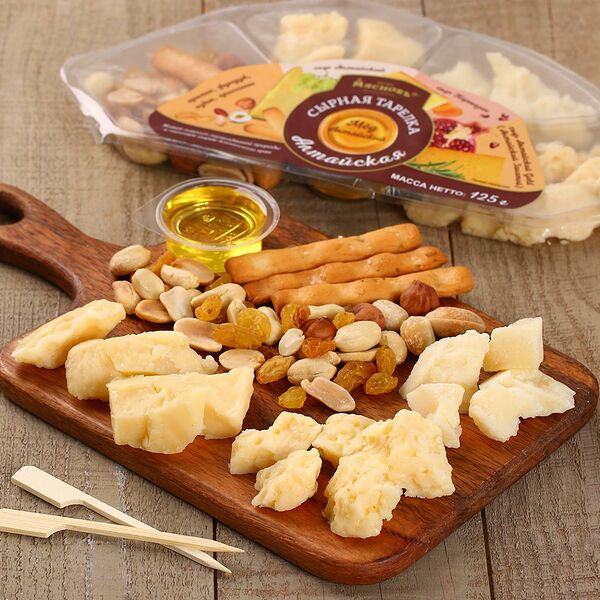 Сырная тарелка Алтайская МясновЪ Ферма