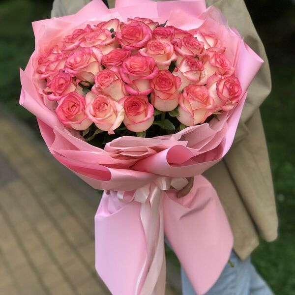 Букет из 25 роз Джумилия