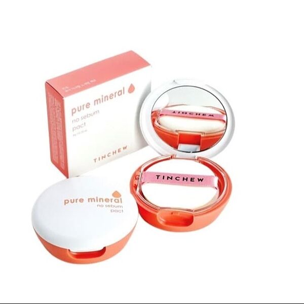 TINCHEW Минеральная компактная пудра No sebum pact