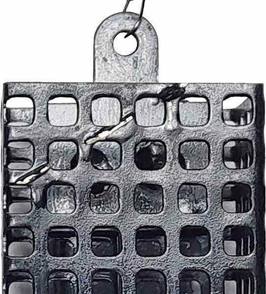 Кормушка квадратная, 80 г