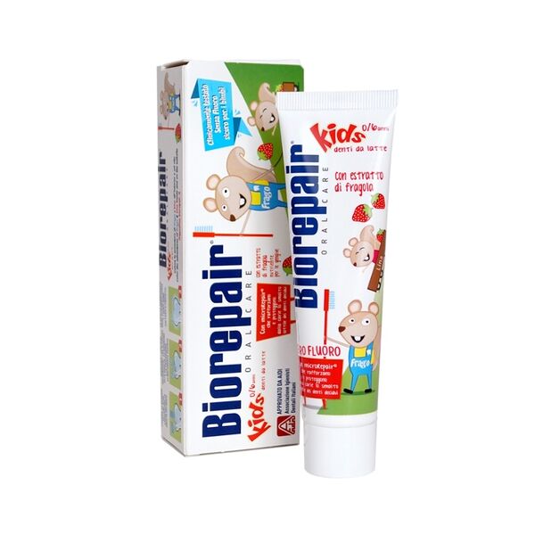 Зубная паста Biorepair kids 50 мл для детей с экстрактом земляники