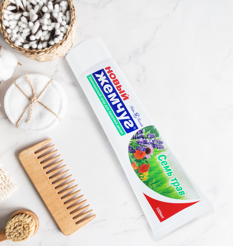 

Зубная паста Новый жемчуг Семь трав 100 мл