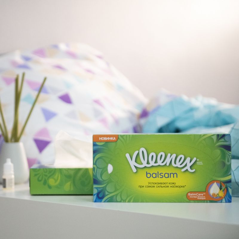

Салфетки бумажные Kleenex Balsam 72 шт