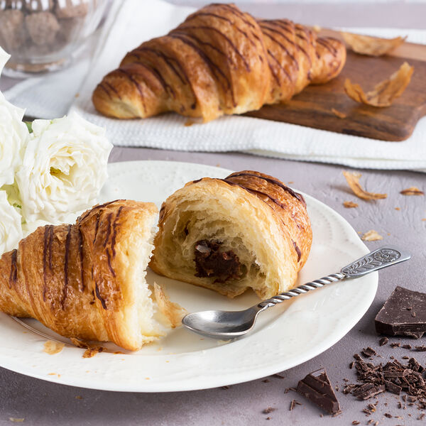Круассан с шоколадом МясновЪ Пекарня