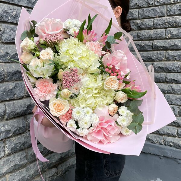 Шикарный ассорти букет