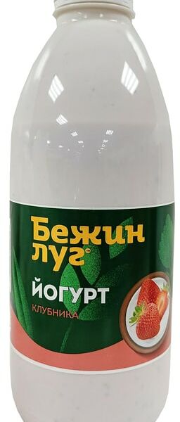 Йогурт Бежин Луг Клубника 2.5% 900г
