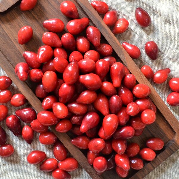 Кизил свежий