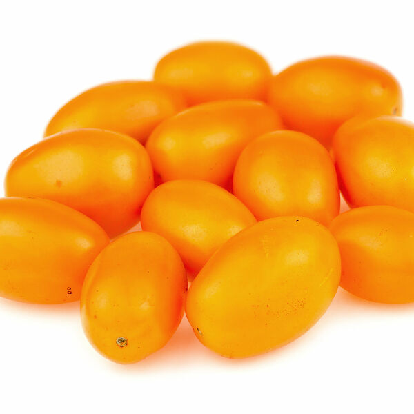 Томат жёлтый сливовидный фасованный ТМ Долина Овощей