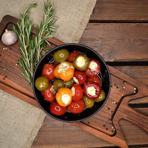 Перчик фаршированный сыром Фетта на развес