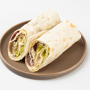 Сэндвич ролл Вкусвилл с курицей и соусом "Дор-Блю"