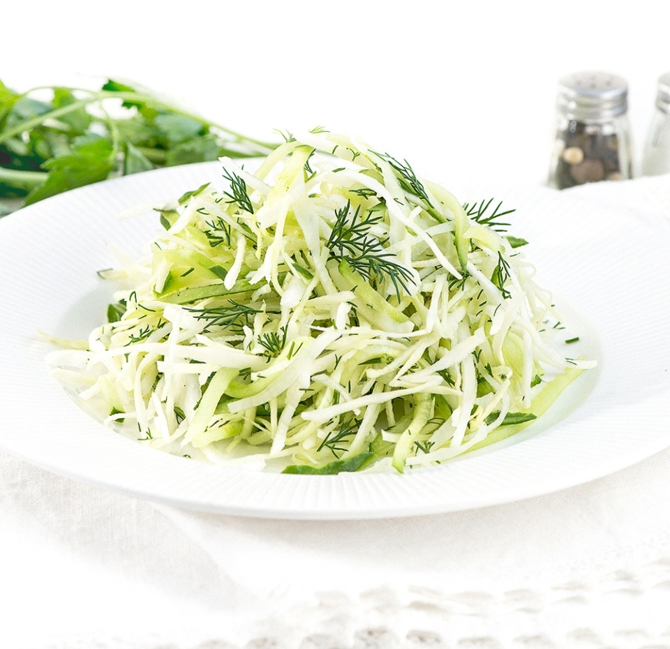 

Салат Уже Готово из капусты с огурцом Считаем калории 160 г Россия