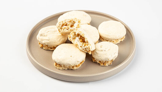 Безе с арахисом