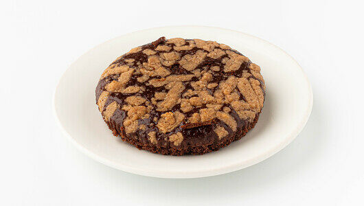 Кекс веган с темным шоколадом, кафе, замороженный