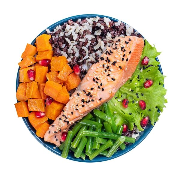 Салат-боул с семгой на пару, кенийской фасолью и гранатом