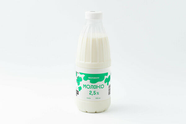 Молоко 2,5% в бутылке