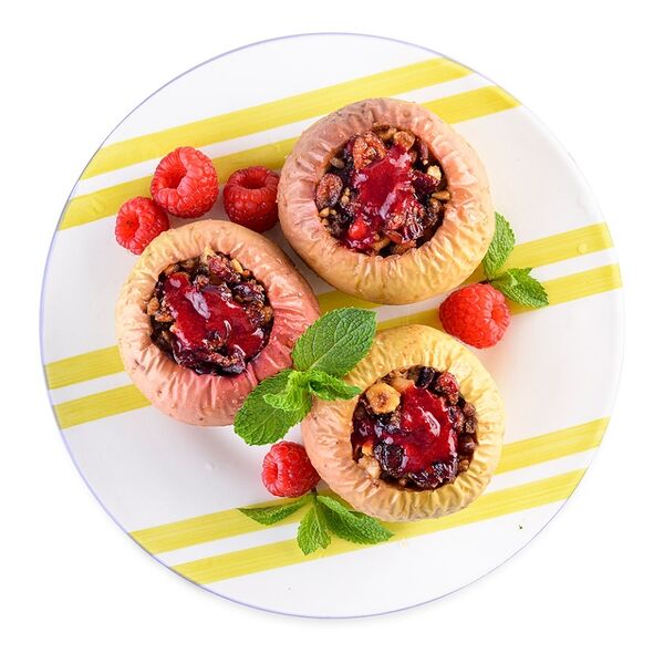 Яблоки запеченные с орехами и малиновым пюре от бренд-шефа АВ