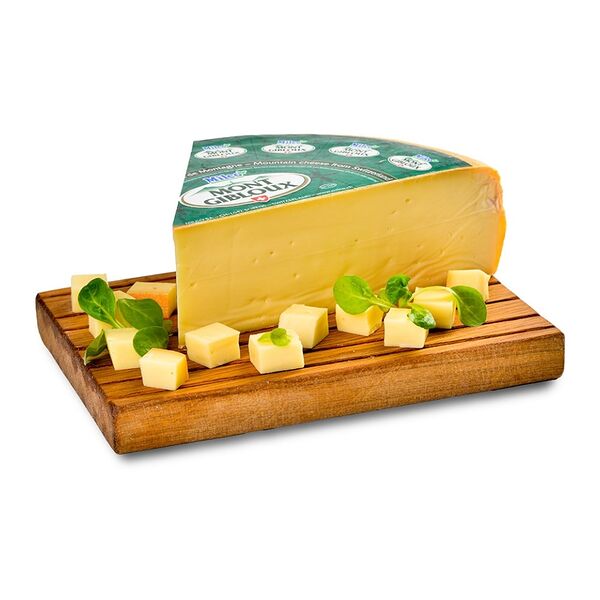 Сыр  полутвердый выдержанный 6 месяцев Milco Швейцария, БЗМЖ