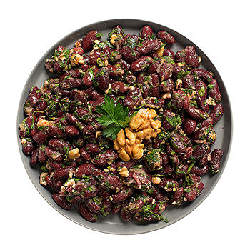 Лобио из красной фасоли с орехами