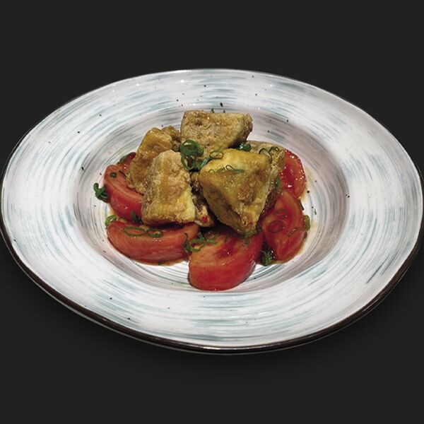 Хрустящий баклажан с томатом