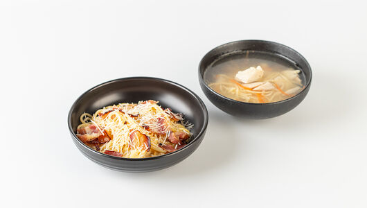 Набор: Суп куриный + Паста Карбонара 