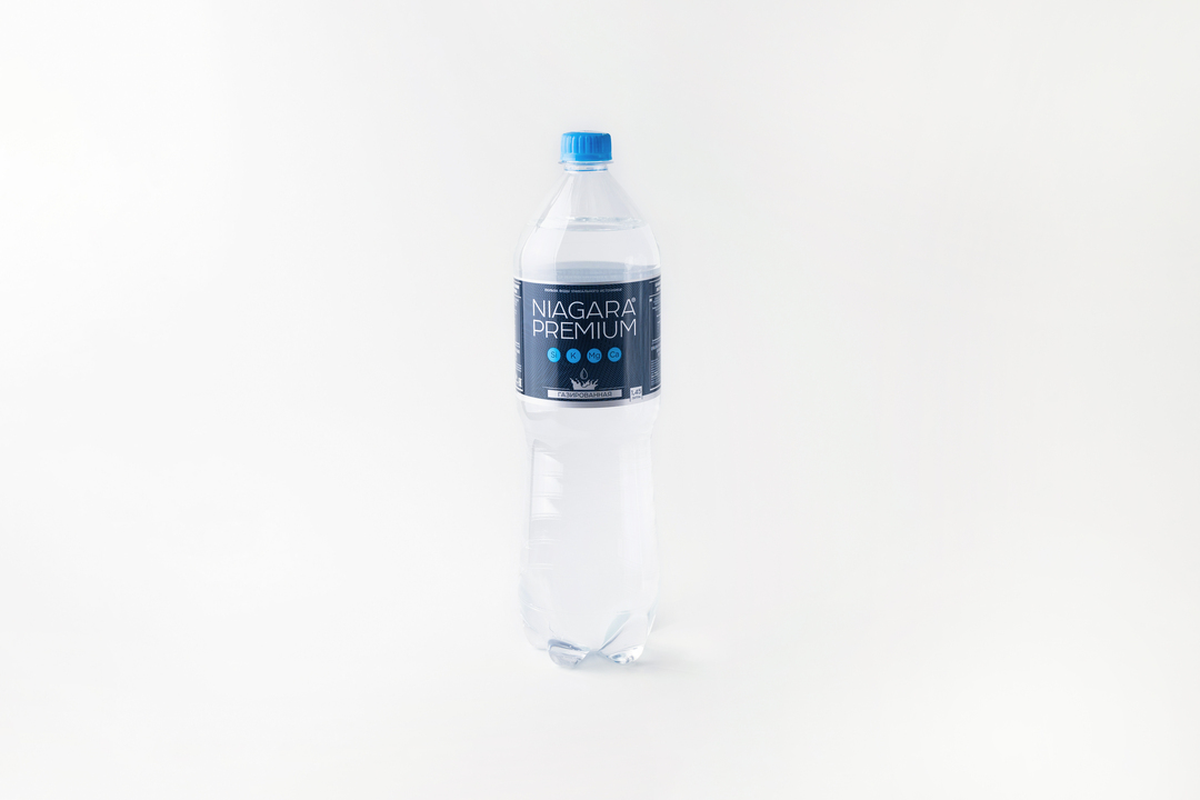 

Вода питьевая Niagara Premium газированная 1.45 л