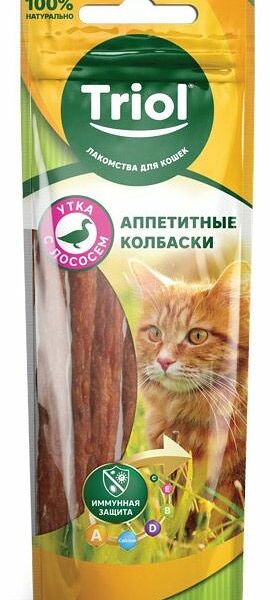 Лакомство для кошек Triol Аппетитные колбаски из утки с лососем 40 г