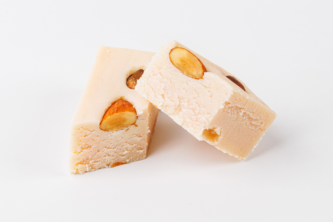 

Батончик ВкусВилл Сливочный с орехами и клюквой 55 г