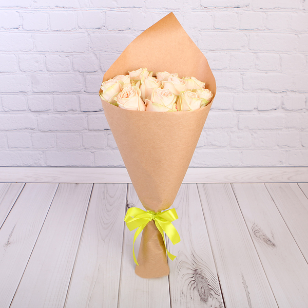 Букет 11 белых роз  50см