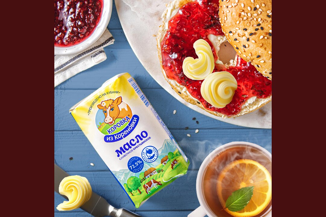 

Масло Коровка из Кореновки Крестьянское сливочное 72.5% 170 г