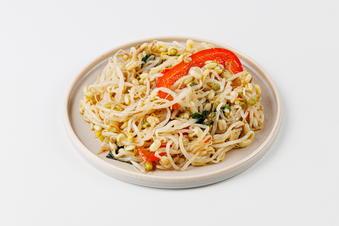 

Салат ВкусВилл из пророщенного маша По-вьетнамски 150 г