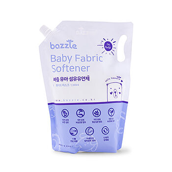 Кондиционер для стирки детского белья Bazzle в мягкой упаковке рефил