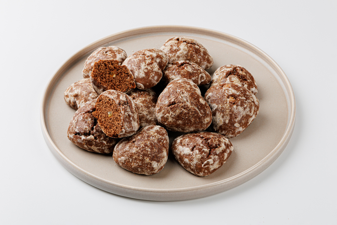 

Пряники "Шоколадные" с кусочками апельсина