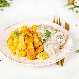 Курица на пару под грибным соусом с картофелем 300 г
