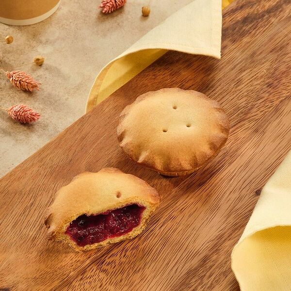 Пирожное Тини Пай с вишневой начинкой 65г