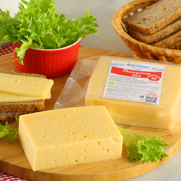 Сыр Тильзитер полутвердый 50% МясновЪ Ферма